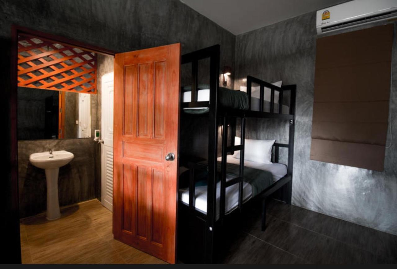 Blanco Hostel Lanta Ko Lanta Esterno foto